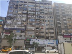 鄰近前鋒社區推薦-佳安大廈，位於台北市大安區